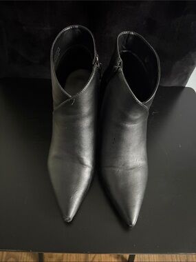 Worthington Black Pointed Toe Ankle Booties